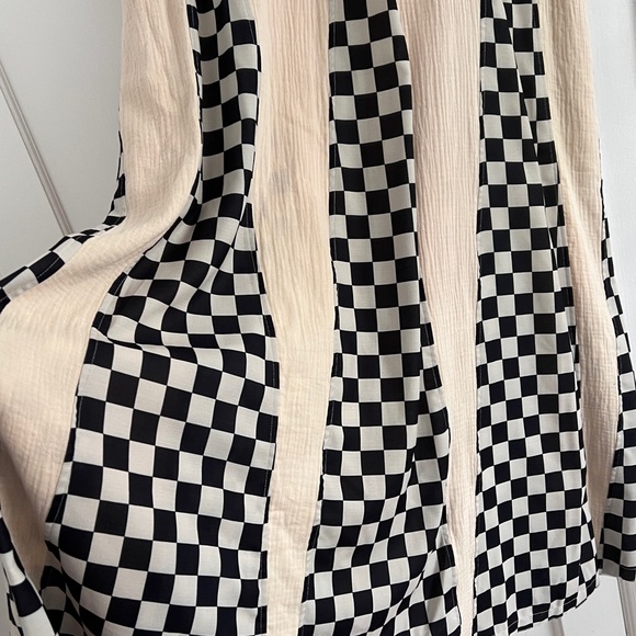 Dressed in lala Oversized Maxi Dress in Sand - Picture 4 of 8